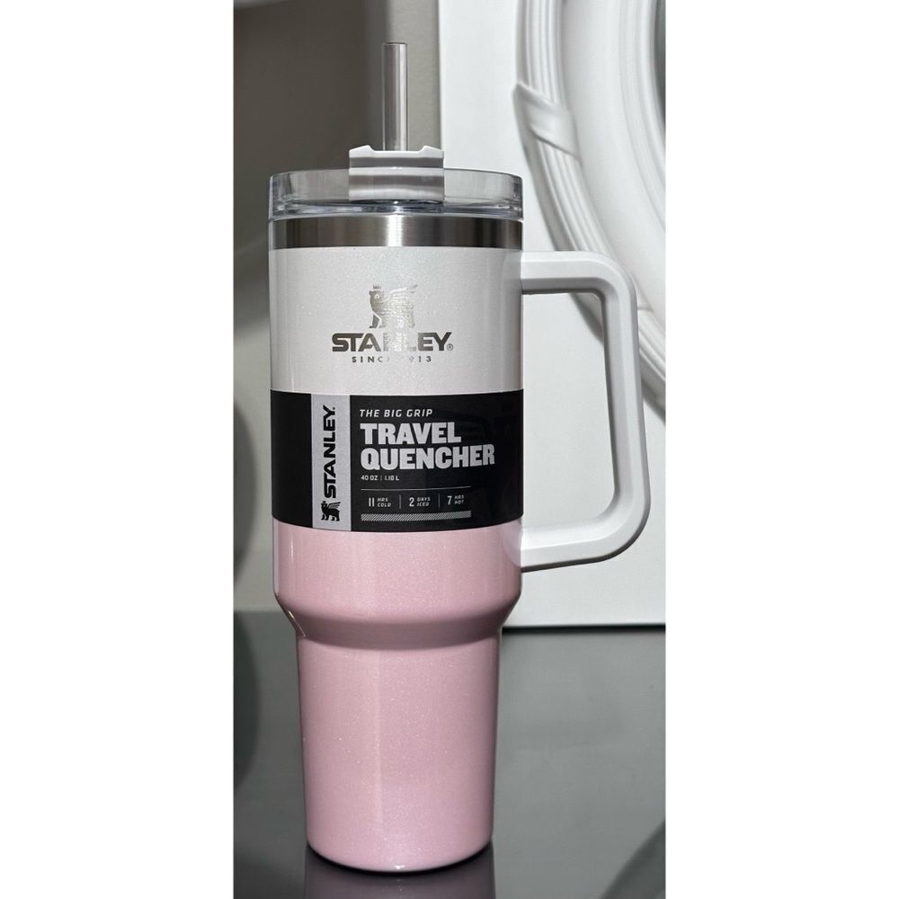 Stanley Adventure Quencher 40oz Tumbler- PARFAIT OMBRE‎